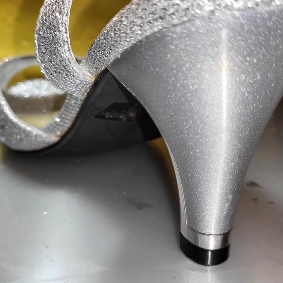 Rhinestone Glitter Heels Size 9! - Picture 7 of 8